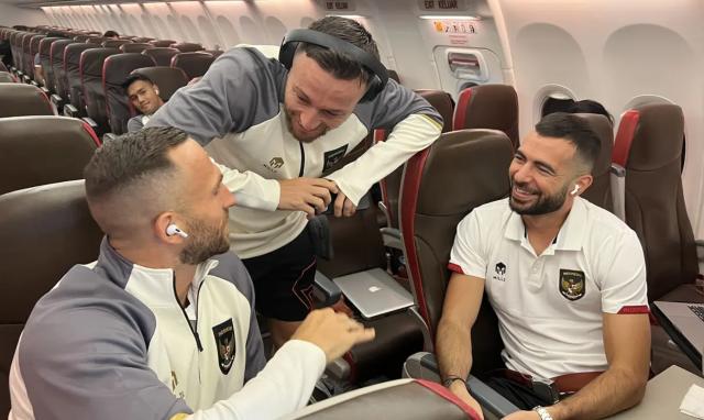 互动娱乐-18强赛漫谈②：包机并非为炫耀 应从球队需要出发